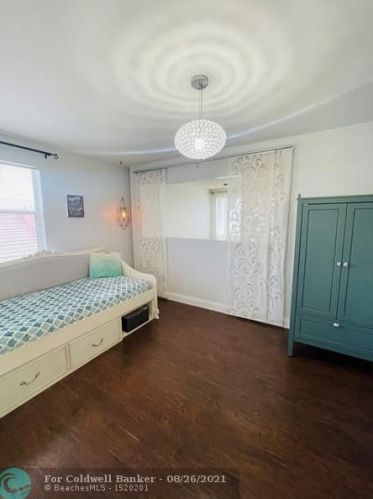 1031 187th Ave, Hollywood FL  33029-2913 exterior