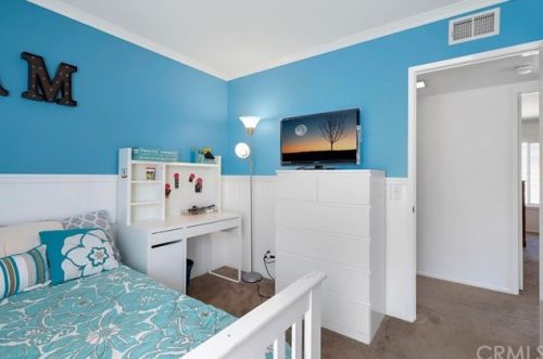 4522 Charleville Cir, Irvine CA 92604-2329 exterior