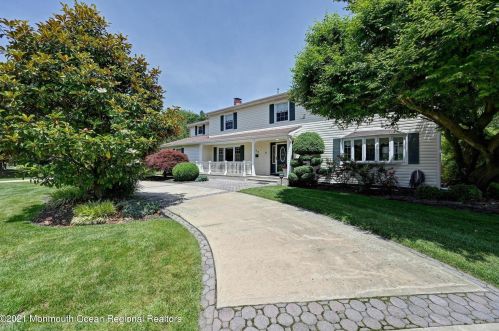 156 Coachman Dr, East Freehold, NJ 07728-3153