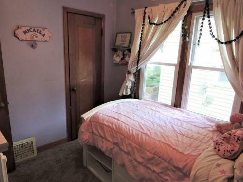 2225 107, Milwaukee WI 53226-2321 exterior