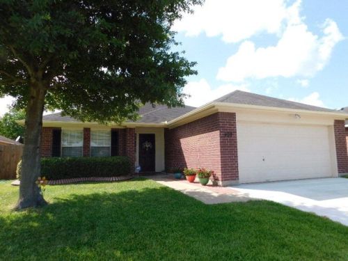 107 Brookwood, Victoria, TX 77901-3820