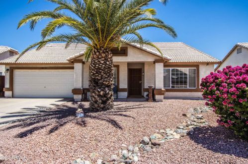 18221 144th Ave, Sun City, AZ 85374-4238