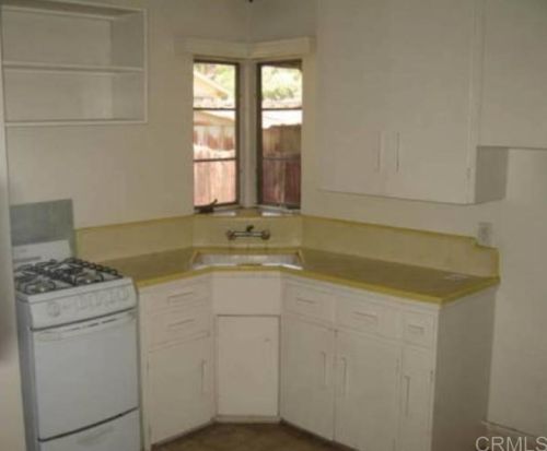 8270 Linden Rd, Lakeside, CA 92040-5540