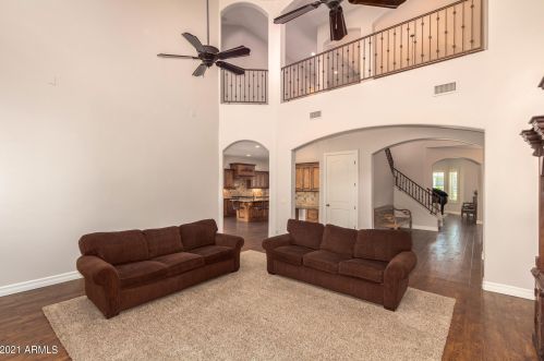 2710 Cattle Dr, Gilbert AZ  85297-8116 exterior