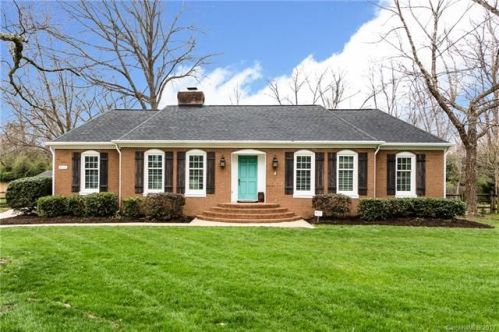 3516 Chevington Rd, Charlotte, NC 28226-4929