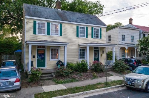206 Princess Anne St, Fredericksburg VA  22401-6039 exterior