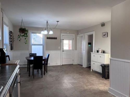 42 Elm St, Norwich CT  06351-2316 exterior