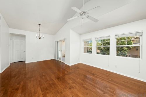 10378 Scripps Poway Pkwy, San Diego, CA 92131-5126