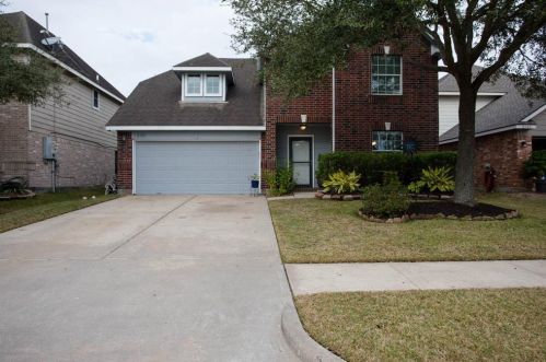 2145 Piney Wood Dr, Deer Park, TX 77536-5208