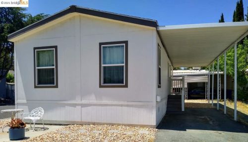 42 Adobe Dr, Concord CA 94520-4657 exterior