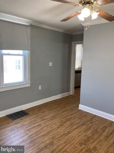 49 Jury St, Highspire PA  17034-1010 exterior
