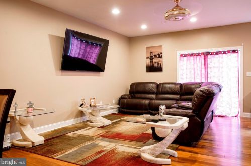 3566 Muirwood Dr, Newtown Square PA  19073 exterior