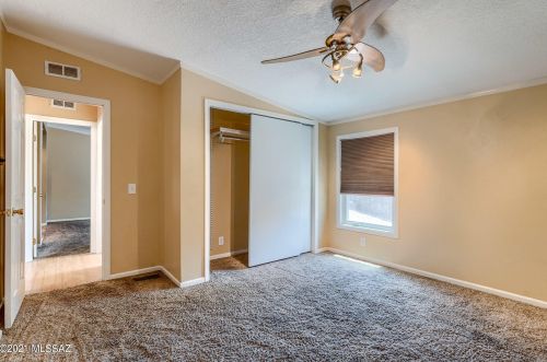 9011 Valgrind Ln, Tucson AZ  85743-7912 exterior