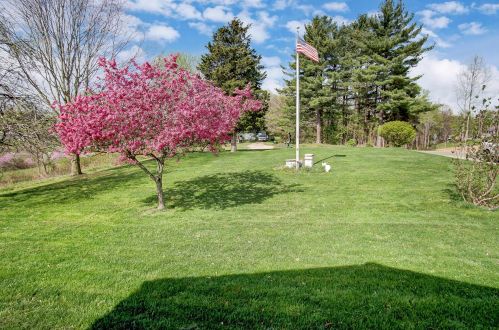 3045 Wayne Ridge Rd, Zanesville OH  43701-8651 exterior