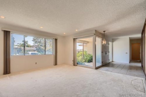 6718 Casselberry Way, San Diego CA  92119-2203 exterior