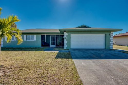 1318 27th Ter, Cape Coral, FL 33904-5746