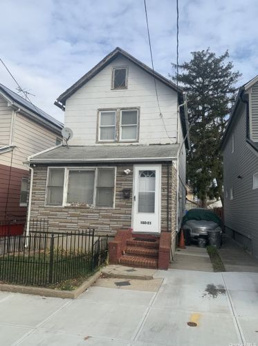 102-21 216th St, Jamaica, NY 11429-1911