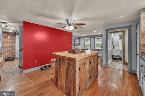 435 Boxwood Rd, Red Lion PA  17356-8347 exterior