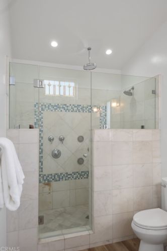 317 8th St, Manhattan Beach CA  90266-5629 exterior