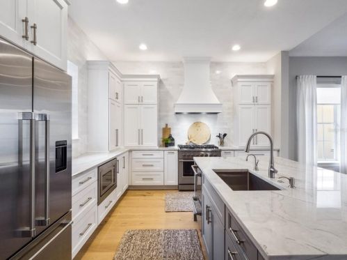 1070 Nash Dr, Kissimmee FL  34747-4319 exterior