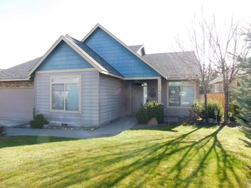 2732 19 St, Eagle Crest OR  97756-0273 exterior
