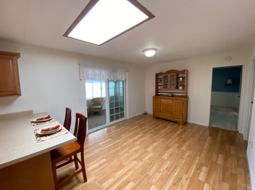 120 Westgate Cir, Santa Rosa CA  95401-9021 exterior