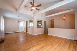 5 Mary Ann Dr, Danbury, CT 06811-2802
