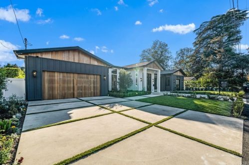11166 Valley Spring Ln, North Hollywood, CA 91602-2615