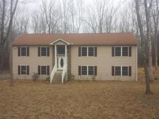 276 Powderhorn Rd, Henryville, PA 18332-7154