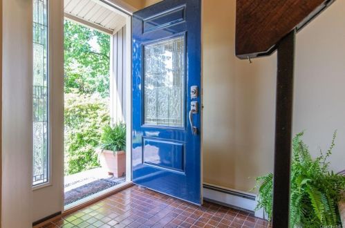 30 Scott Rd, Mahopac NY  10541-2761 exterior