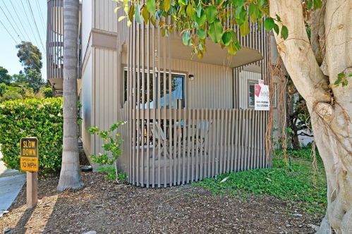 155 Rosebay Dr, Encinitas CA  92024-3333 exterior