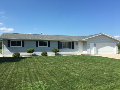 436 Spruce Dr, Cato, WI 54230-9754