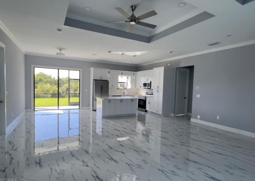 717 Long Distance Ln, Lehigh Acres, FL 33974-9523