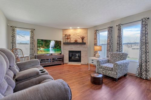 3090 Longridge Way, Darbydale OH  43123-9772 exterior