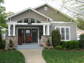 1806 Chantilly Ln, Salisbury, NC 28146-8635