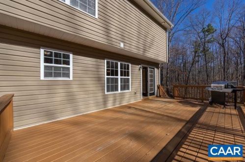 2286 Ridge Rd, Bybee VA  22963-4006 exterior