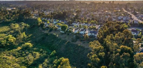 5797 Menorca Dr, San Diego CA  92124-1105 exterior