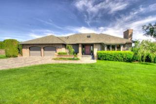 7611 Scenic Dr, Yakima, WA 98908-1050