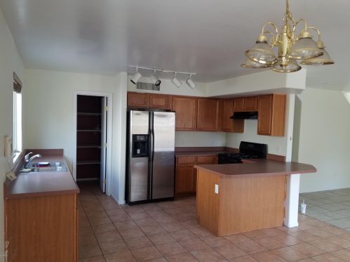 7222 41st Dr, Phoenix AZ  85041-3501 exterior