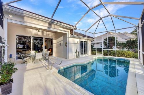 5893 Northridge Dr, Naples FL  34110-2376 exterior