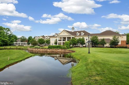 5433 Rodriquez Ln, Haymarket VA  20169-6100 exterior