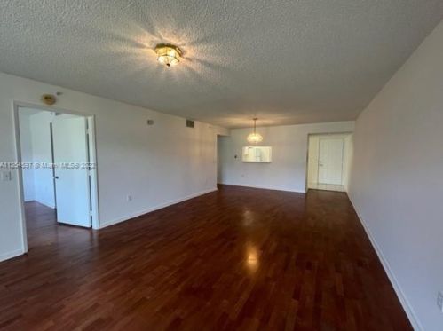 12650 15th St, Hollywood, FL 33027-2178