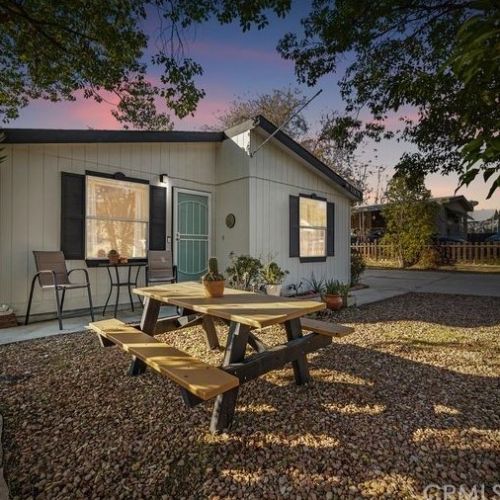 32879 Wildomar Rd, Lake Elsinore, CA 92530-4674