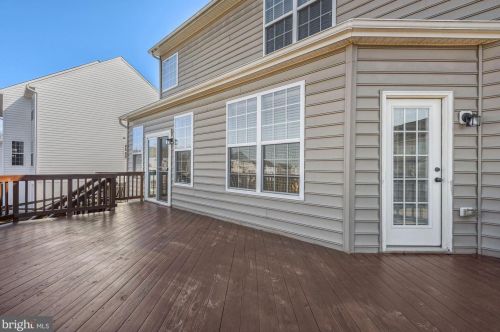 13503 Eagles Rest Dr, Leesburg VA 20176-5035 exterior