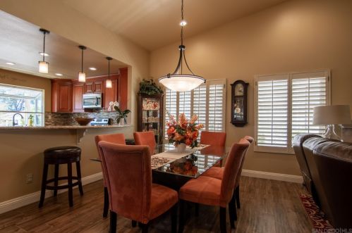 17958 Avenida Alozdra, San Diego CA 92128-1570 exterior