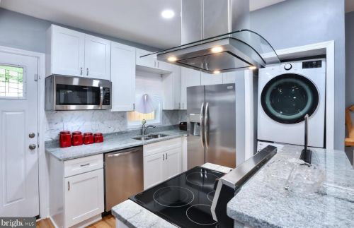 2208 16 St, Washington DC 20020-4301 exterior