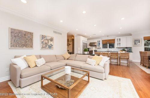 18 2 St, Locust NJ 07760-1343 exterior