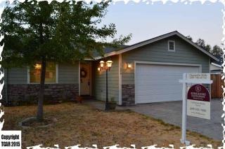 17099 Clouds Rest Rd, Soulsbyville, CA 95372-9756
