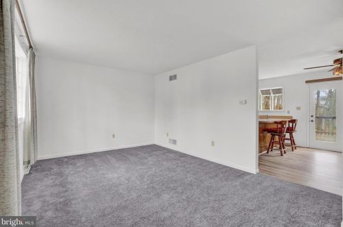 237 Bellevue Rd, Red Lion, PA 17356-9218