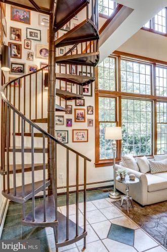 210 Hoernerstown Rd, Hummelstown PA  17036-9503 exterior